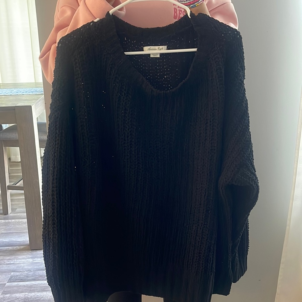 Black oversized sweater